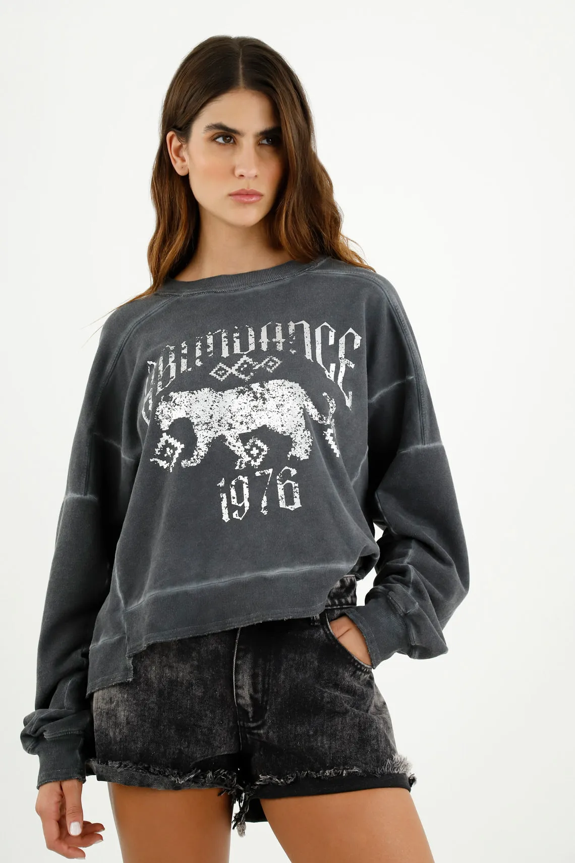 Buzo teñido overdye negro para mujer