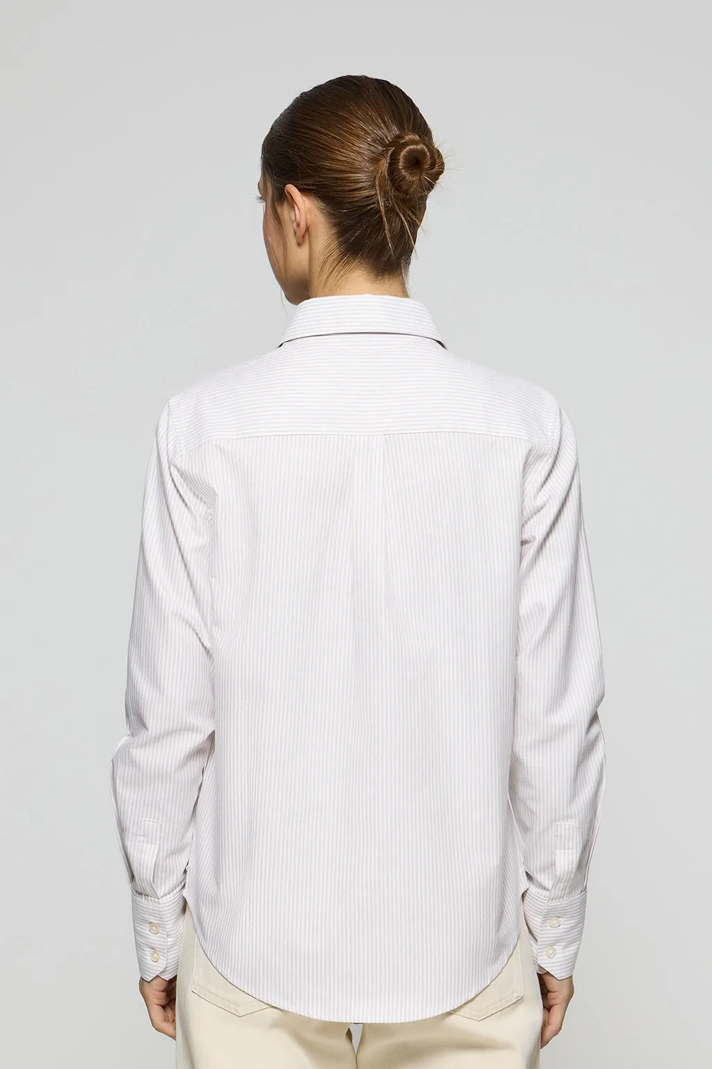 Camisa oxford de rayas marrones con logo Rigby Go