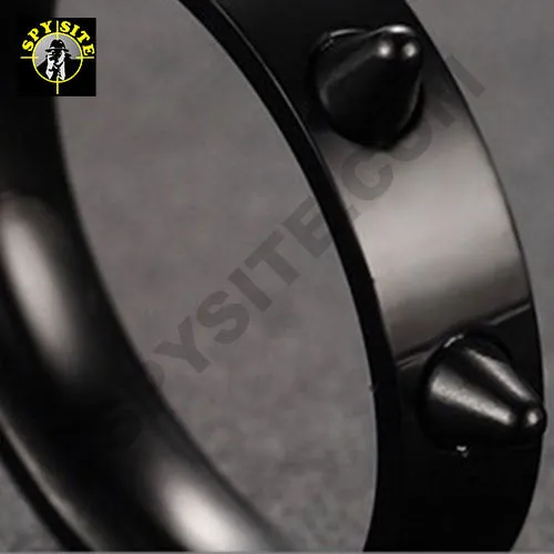 Mini Stinger Punk Ring