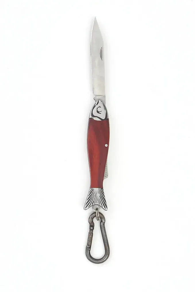 Navaja con forma de pez de metal y madera
