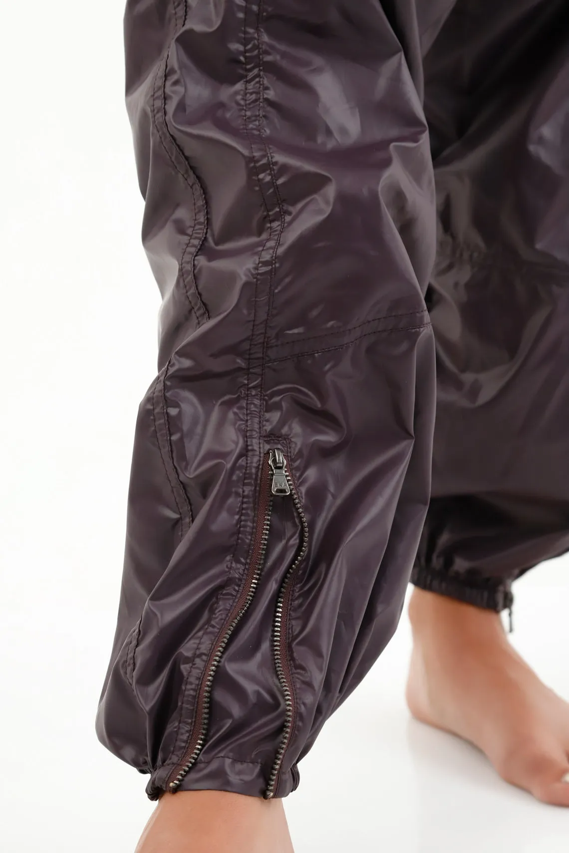 Pantalón morado con pretina enresortada para mujer