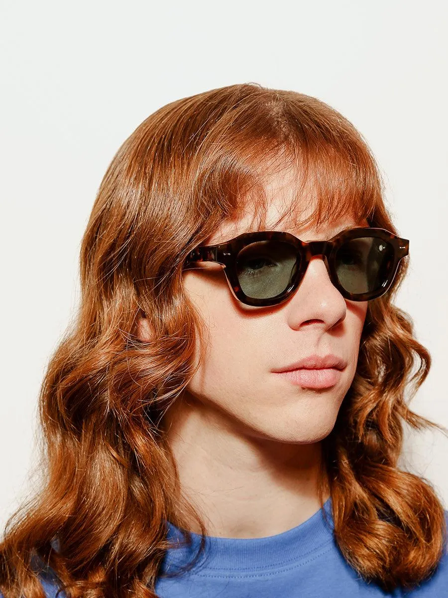 S104 Skyclub Tortoise Kalla sunglasses