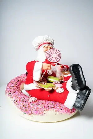 Santa On Dought