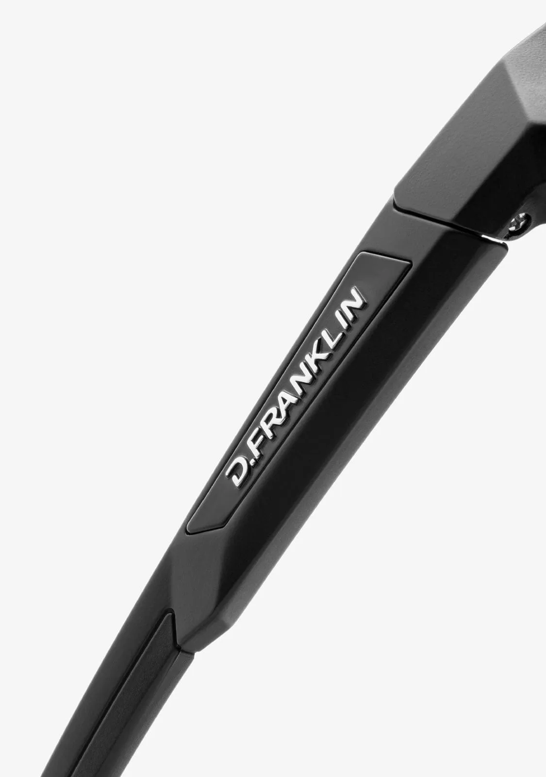 Wind Fifty Black / Black